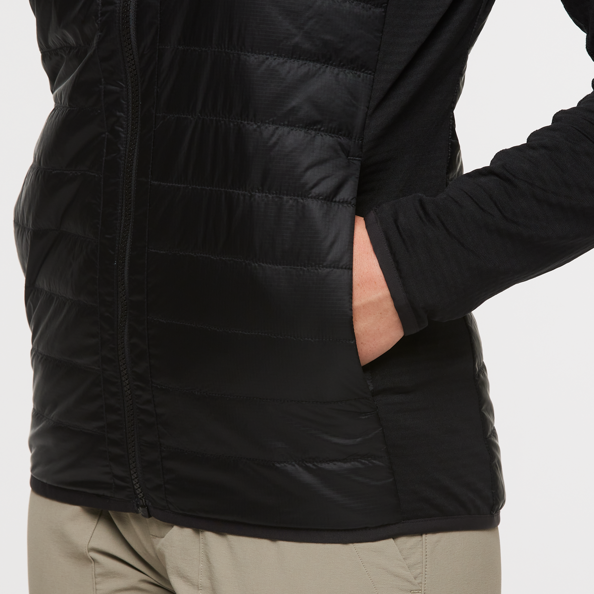 Capa Hybrid Insulated Hooded Jacket - Women's - Image 24