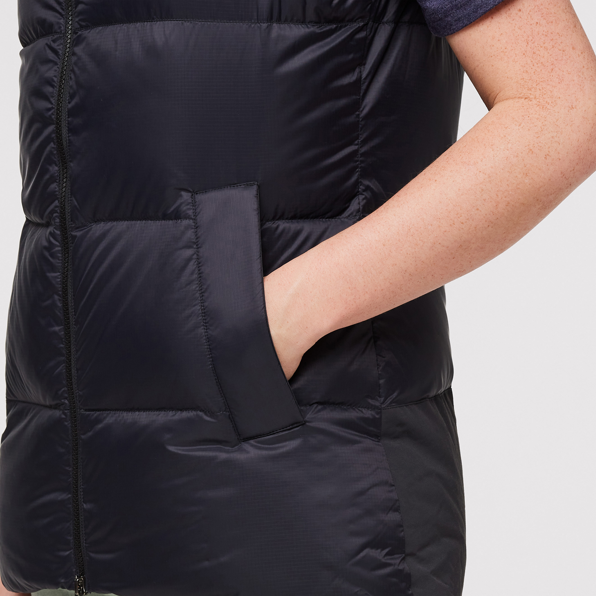 Solazo Down Vest - Women's - Image 14