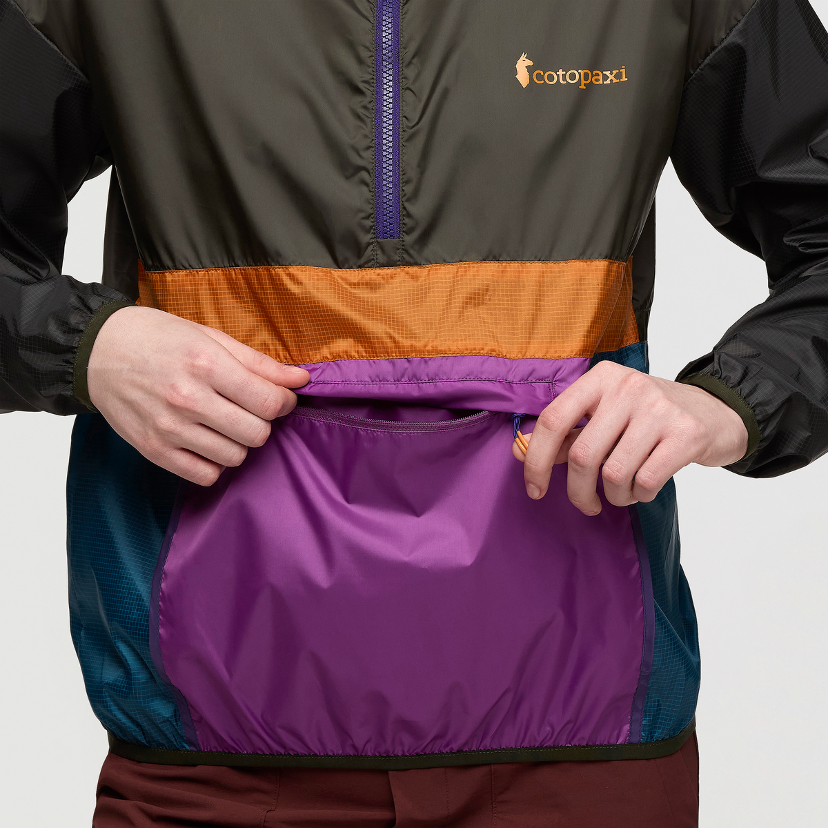 Teca Half-Zip Windbreaker - Women's - Image 15