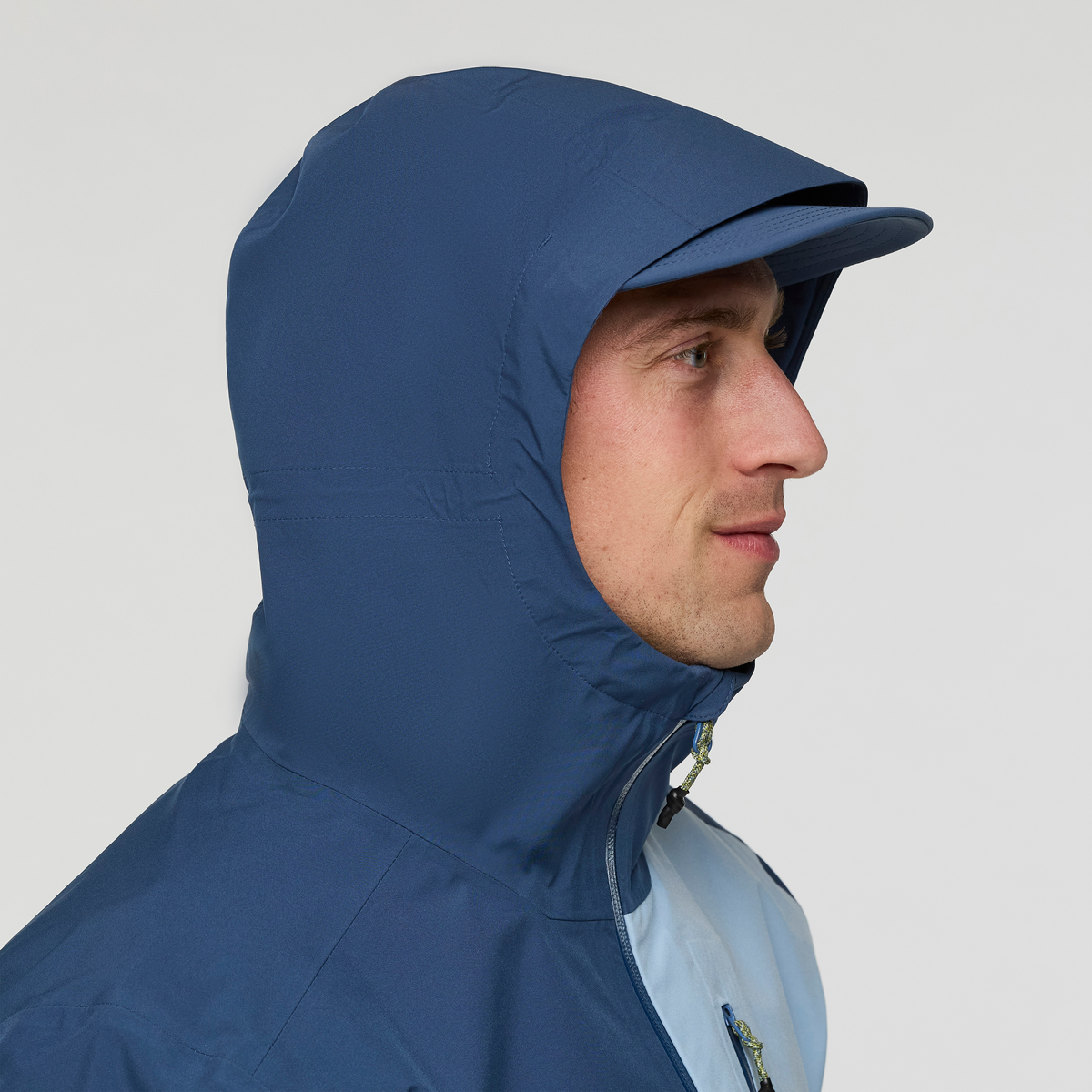 Impermeo 3L Hooded Shell Jacket - Men's - Image 37