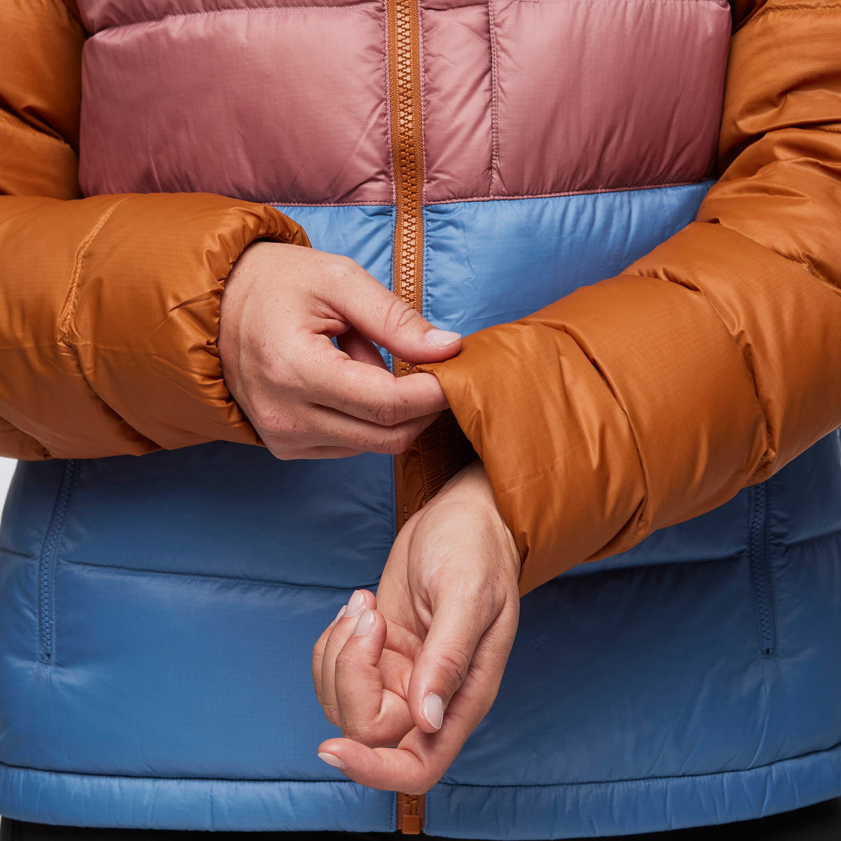 Fuego Max Down Hooded Jacket - Women's - Image 20