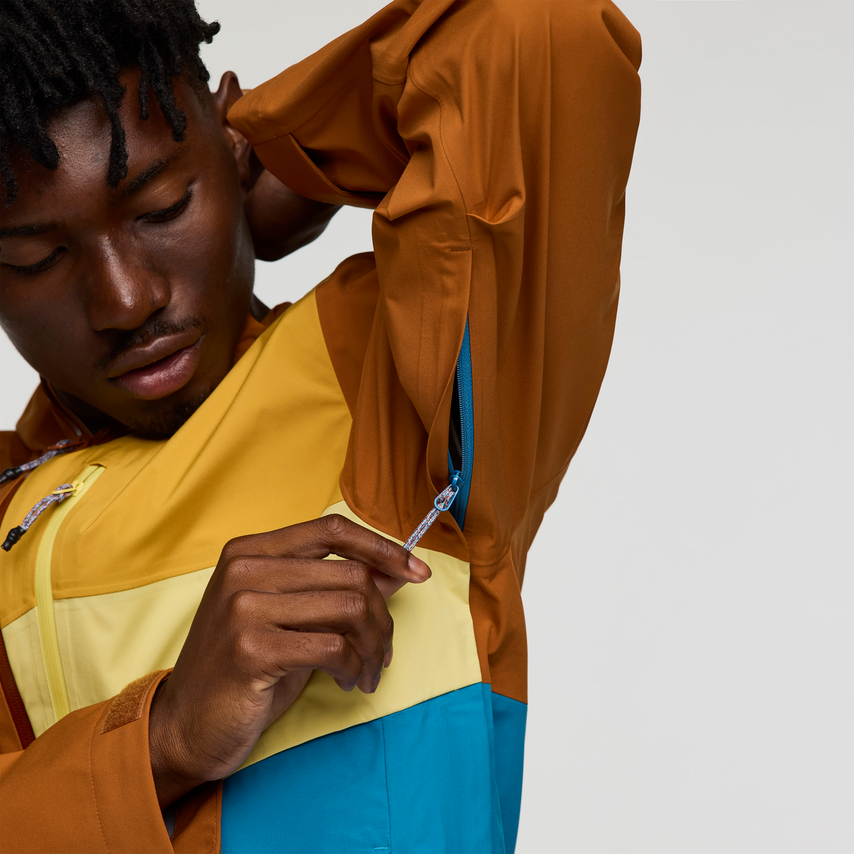 Impermeo 3L Hooded Shell Jacket - Men's - Image 9